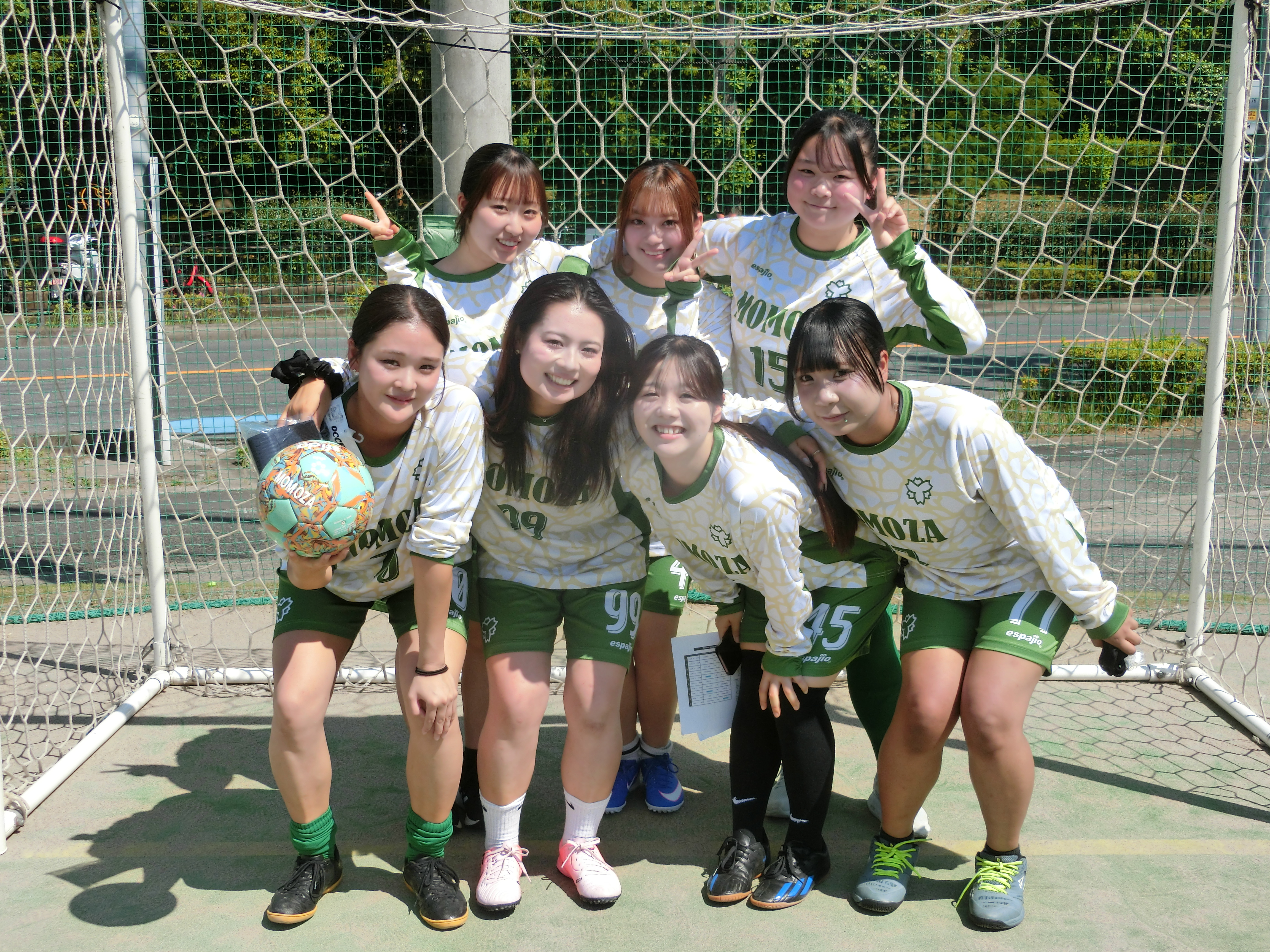 日本体育大学 MOMOZA